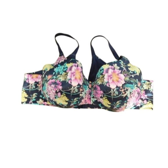 Cacique Lane Bryant Size 48D Smooth Cup Full Coverage  Bra - Picture 1 of 2